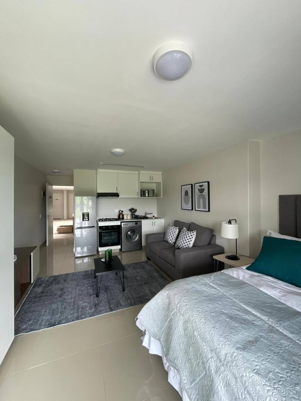 Lux Umhlanga Apartment